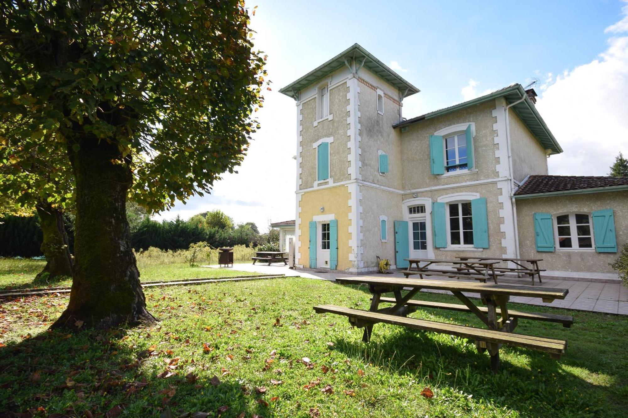 Villa Avec Piscine Et Billard Sabres Exterior photo