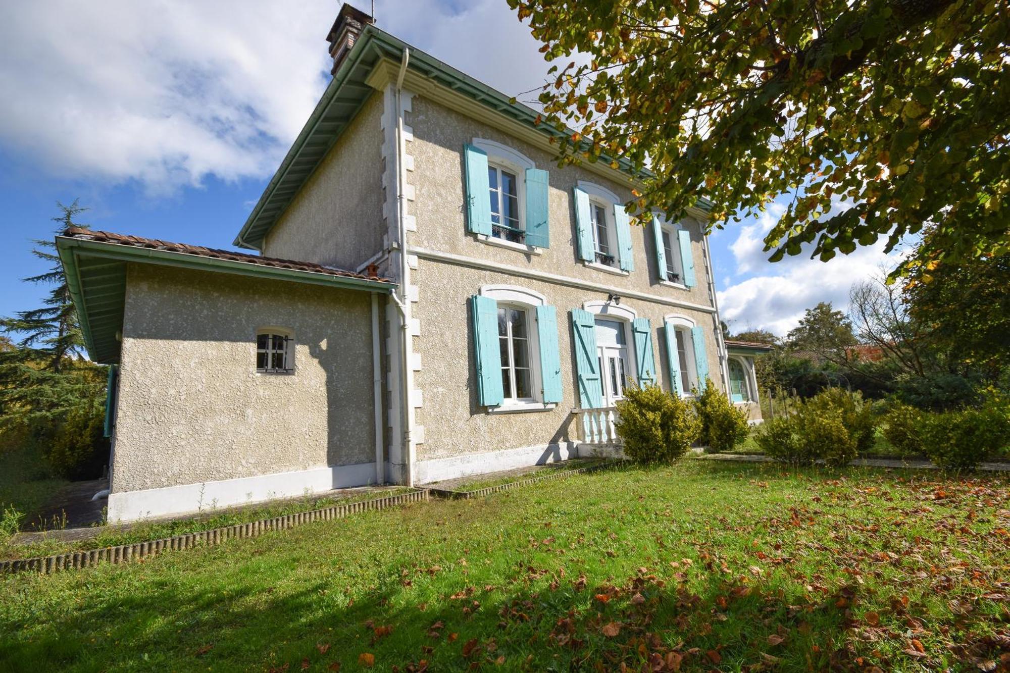 Villa Avec Piscine Et Billard Sabres Exterior photo